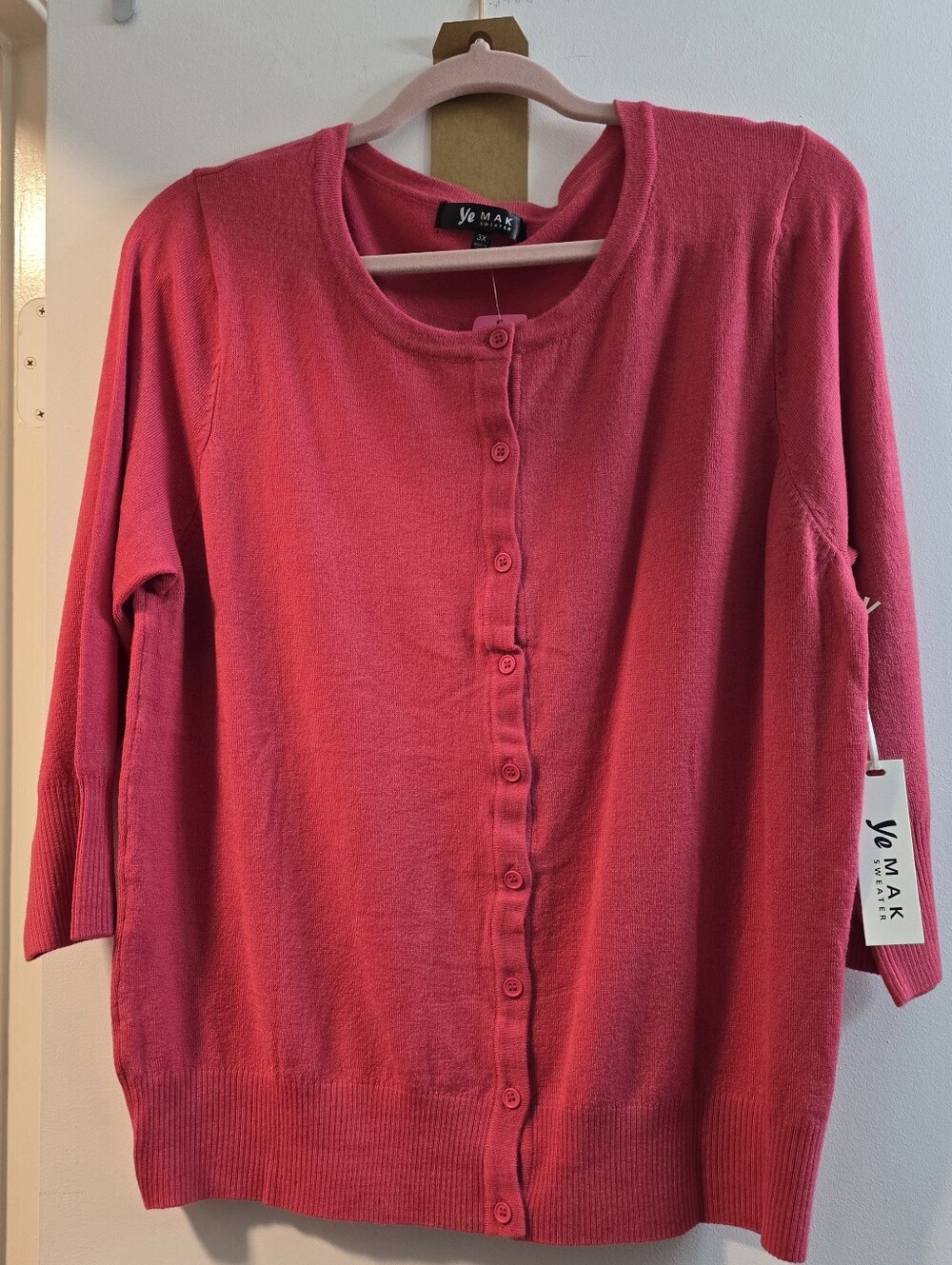 123 YeMAK Classic Pink Button-Front Women's Cardigan